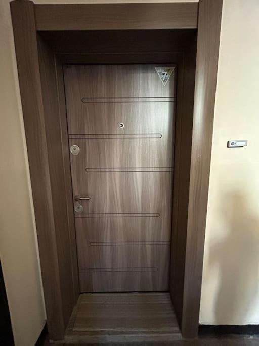 Luxurious Flat Pleven Center Apartment Bagian luar foto